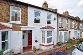 2 bedroom Terraced for sale